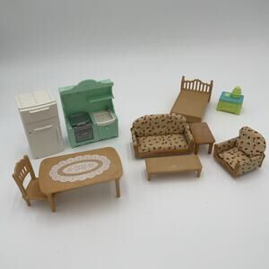 Epoch Calico Critters Sullivan Family Furniture Lot Kitchen Dollhouse Bed Couch